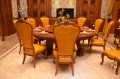 Классический стул Монтана А без подлокотников (Капитоне, Натуральная кожа) в интерьере